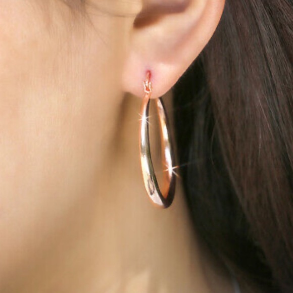 NWT 14k Gold Plated Hoop Earrings - Picture 3 of 3